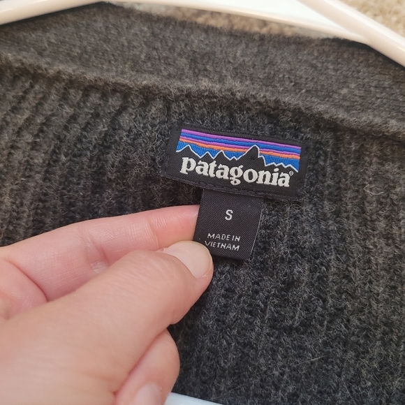 Patagonia Womens Recycled Wool Blend Button Up Dark Grey Cardigan Sweater Size S - Picture 5 of 8